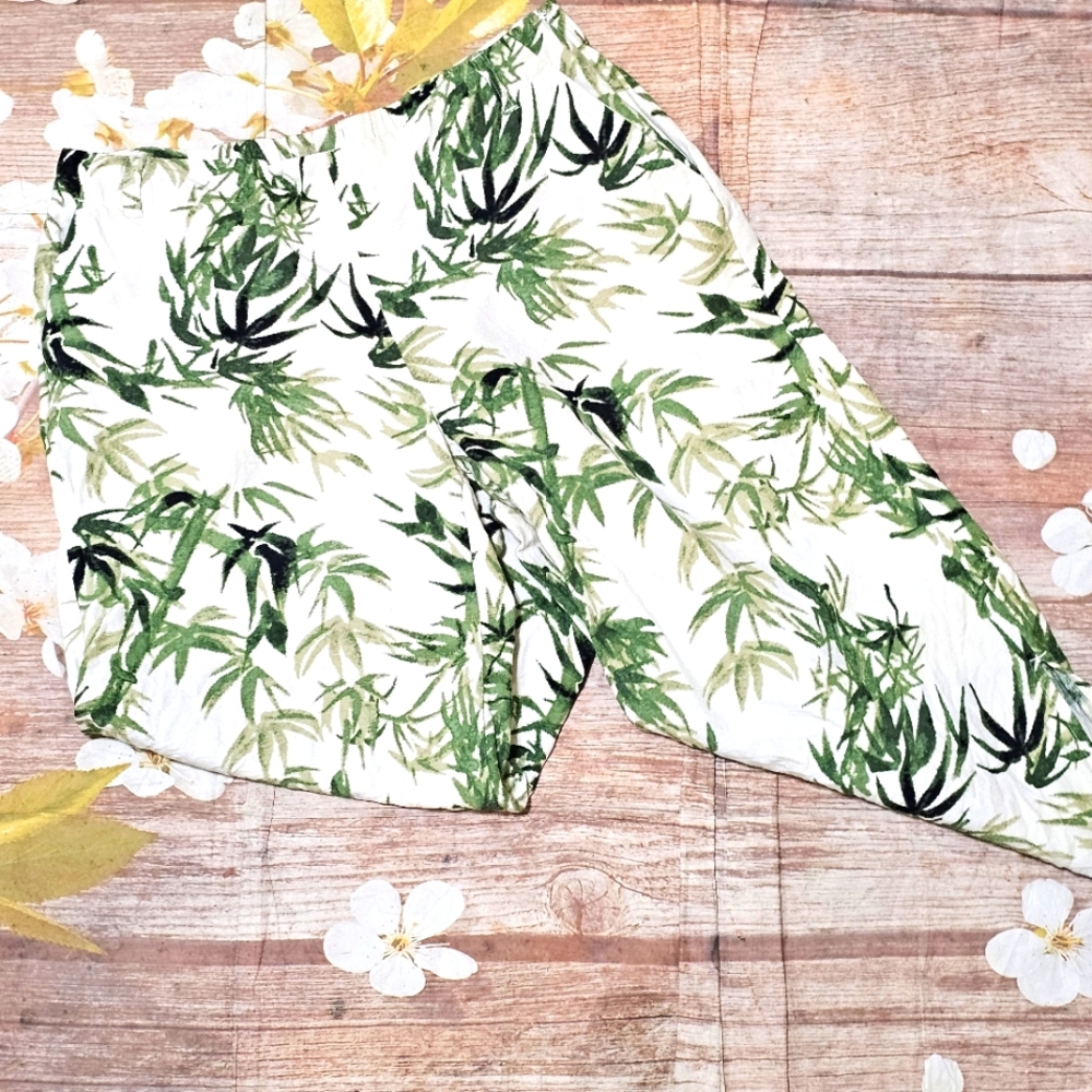 J. Jill Cream and Green Leaf Print Linen Blend Pants Sz M Petite